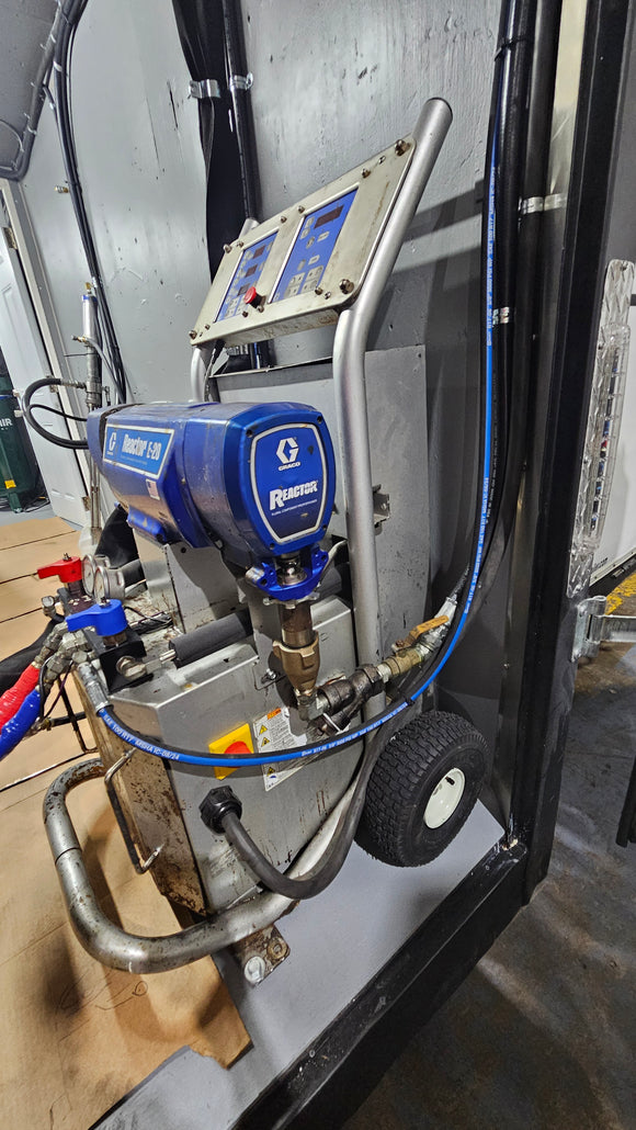 16' RIG WITH GRACO E-20 REACTOR